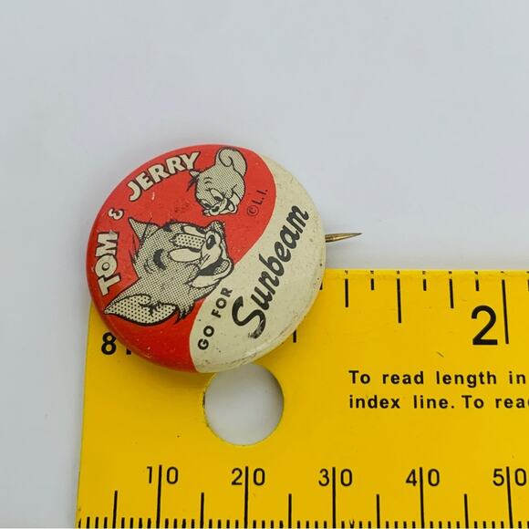 Vintage Tom & Jerry Pinback Button - Picture 4 of 4